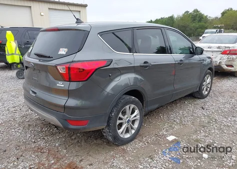 2019 Ford Escape Se z USA, uszkodzony, nr VIN 1FMCU0GD1KUA11624